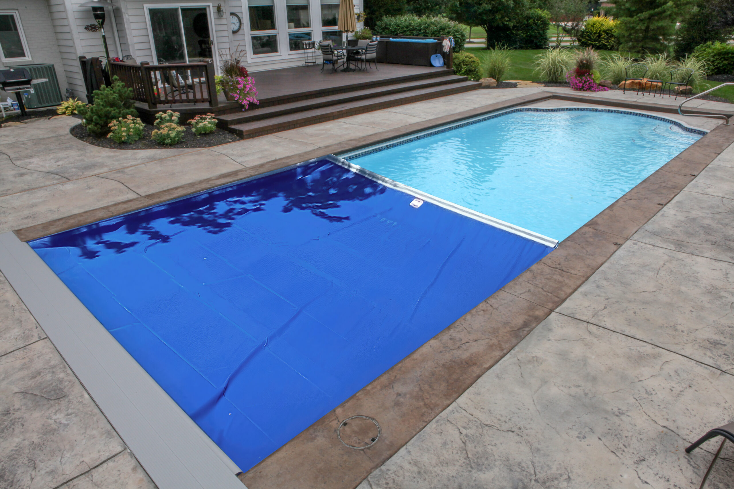 Products Gallery - Automatic Pool Covers, Inc. | Your Safest Option